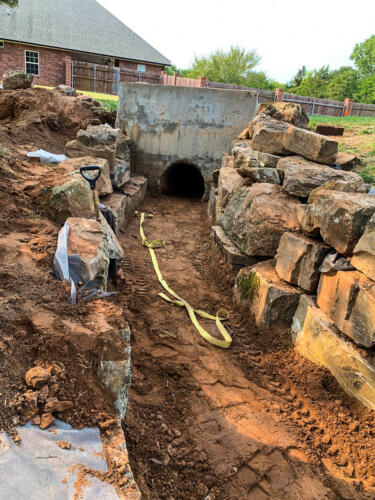 retaining wall for ditch